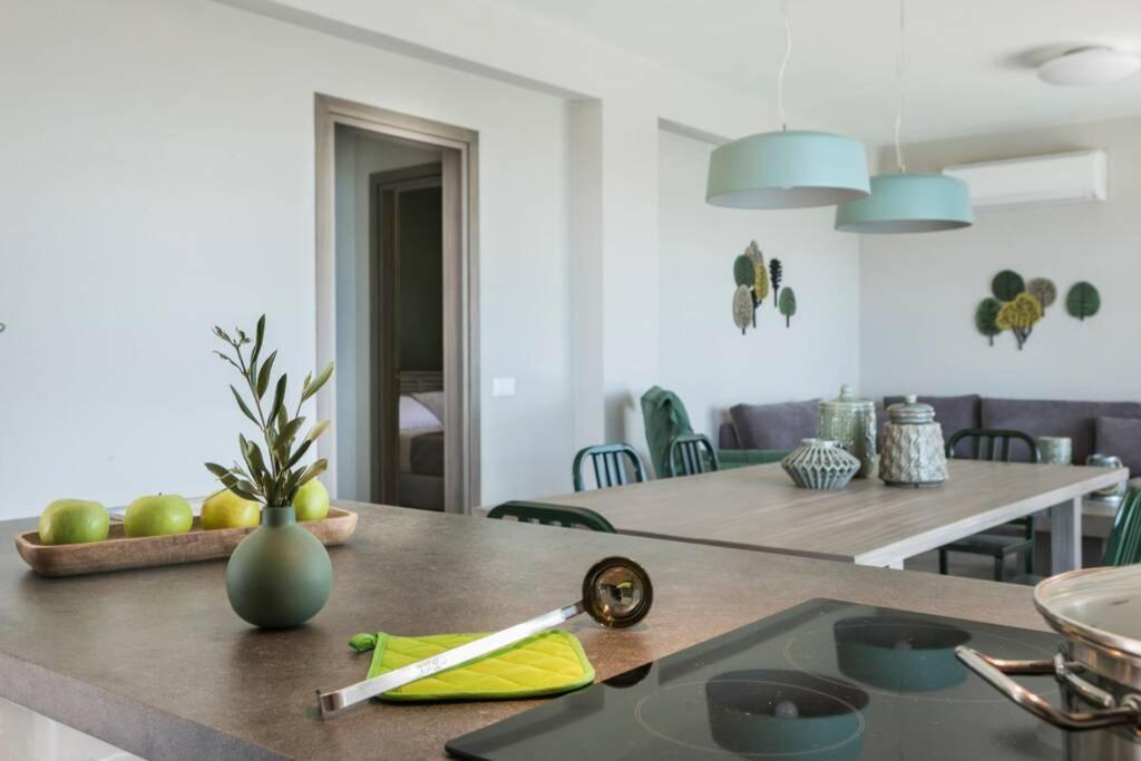 Color Villas-New Villa Green At Trapezaki With Private Pool Mousata Екстериор снимка