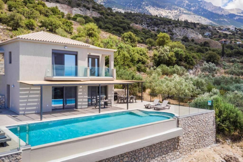 Color Villas-New Villa Green At Trapezaki With Private Pool Mousata Екстериор снимка